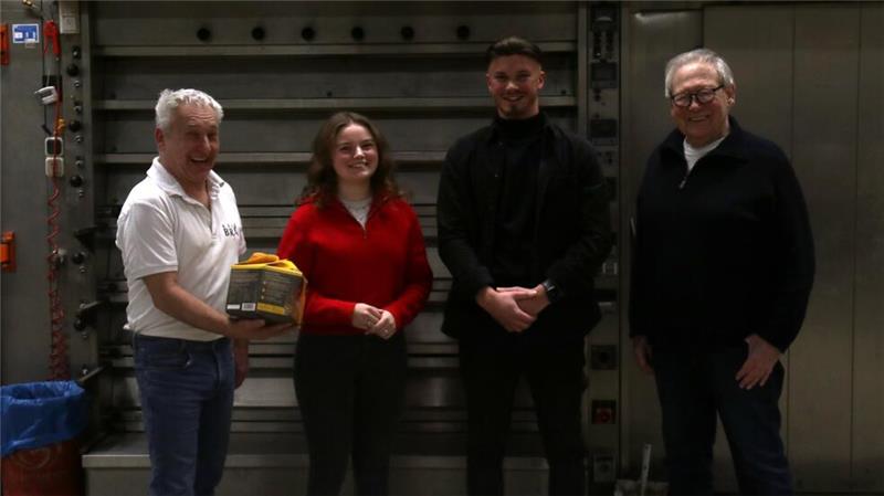Lions-Club Goslar Rammelsberg vergibt Preis für besondere Leistung Jürgen Braun, Merle Pauline Riedel, Alexander Voß-Ahrens und Ullrich Krusche in der Bäckerei.