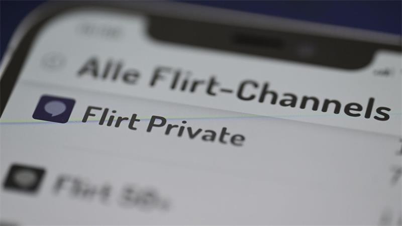 Gefahren beim Online-Spiel - Wie sich Jugendliche schützen Jugendliche sollten reagieren, wenn die Kommunikation im Netz komisch wird. (Symbolbild)