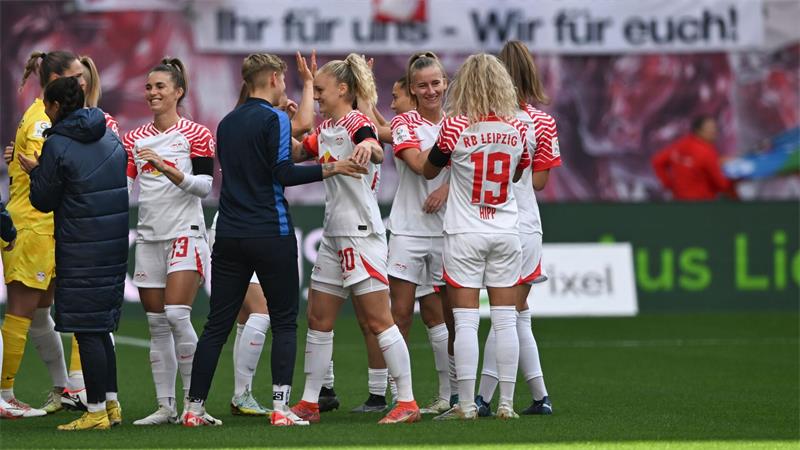 Julia Landenberger wechselt von Ligakonkurrent Leipzig nach Wolfsburg.