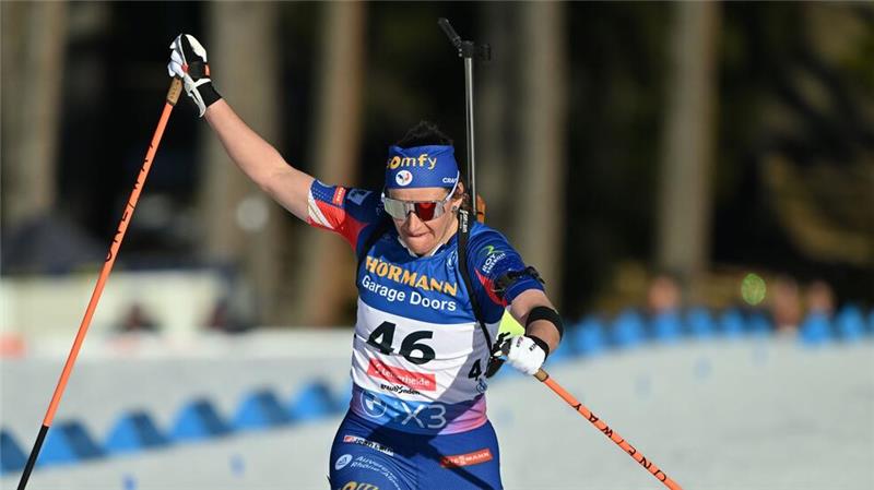 Julia Simon gewinnt Gold.