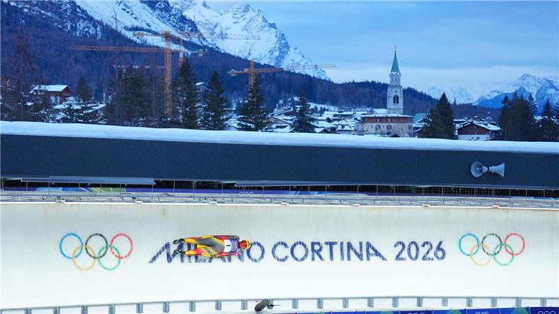 Julia Taubitz startete gut ins Olympia-Rennen. Nach Lauf eins ist sie auf Rang zwei. 