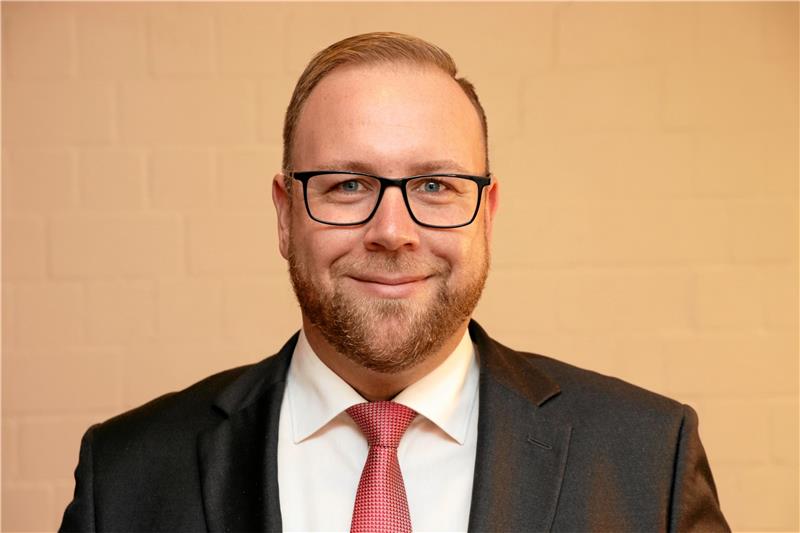Stellvertreterwechsel im Schladener Rat Julian Märtens