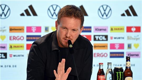 Julian Nagelsmann berichtet über seine Torwart-Pläne. 