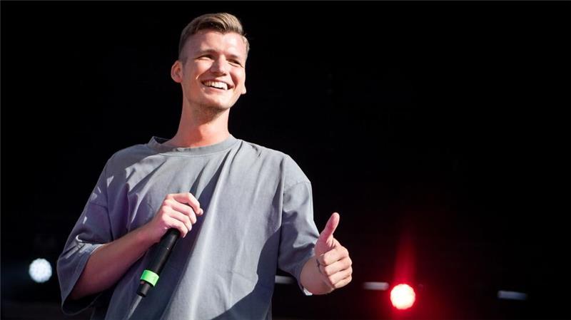 Ballermann-Saison endet: Die Songs und Aufreger des Sommers Julian Sommer wird auch 2025 wieder im „Bierkönig“ einheizen.