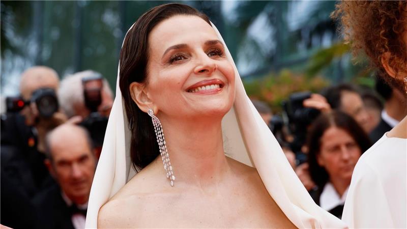 Schluss mit Schweigen – Robert De Niro teilt gegen Trump aus Juliette Binoche leitet dieses Jahr die Jury.