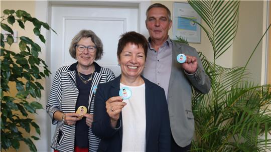 Jutta Schober (l.), Ulrike Olbrich und Meinhardt Fulst sind das Vorstandstrio der Bürgerstiftung und stehen für wohltätige Projekte in der Region.