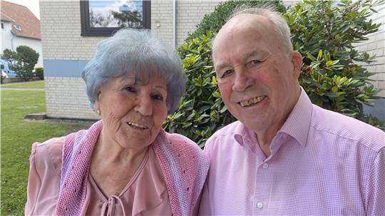 Jutta und Heinrich Nettelmann sind seit 70 Jahren ein Paar und seit 65 Jahren verheiratet.