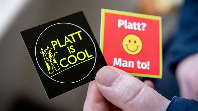 KI-basierte Übersetzer für Friesisch oder Plattdeutsch haben bei der Entwicklung noch einige Hürden zu überwinden. (Symbolbild)