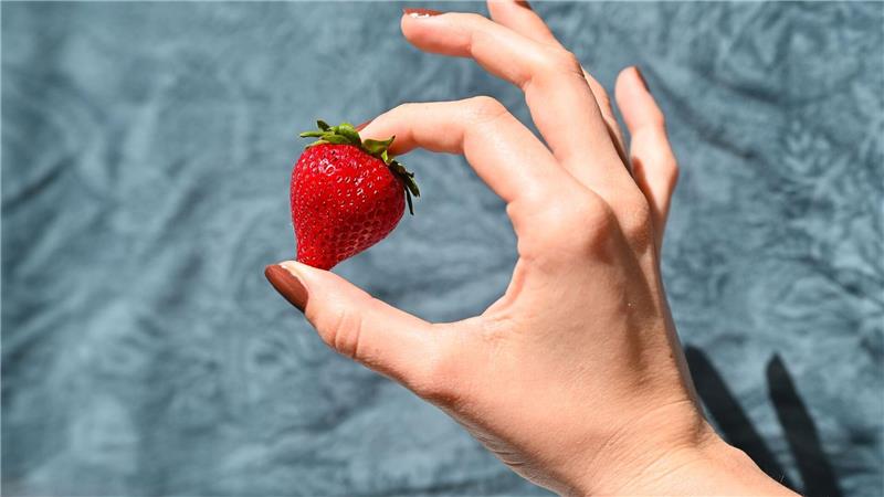 KI-generierte Fruchtvideos tauchen momentan bei Social Media auf. (Symbolbild)