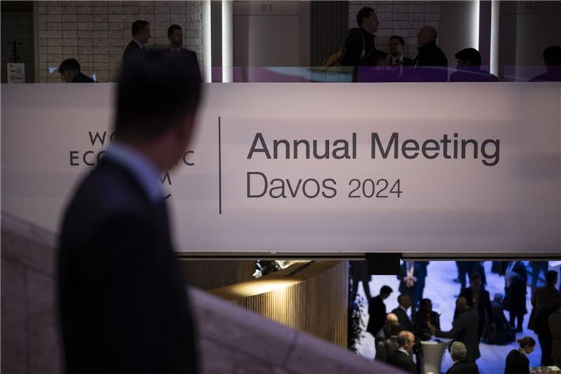 KI in Davos: Verliert Europa den Anschluss? KI hat das Potenzial, die Welt zu verändern. Noch fehlen globale Regeln.