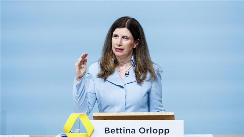 Unicredit treibt Commerzbank-Übernahme voran Kämpft für die Eigenständigkeit der Commerzbank: Vorstandschefin Bettina Orlopp. (Archivbild)