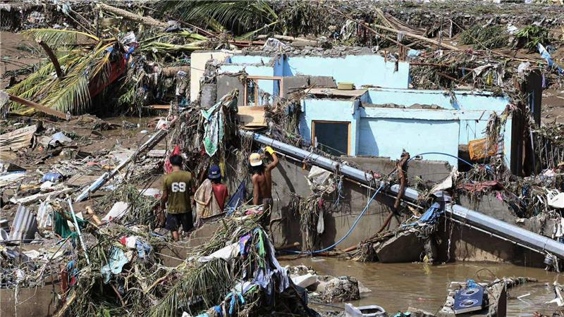 „Kalmaegi“ hatte mit Starkregen und heftigem Wind gewütet.