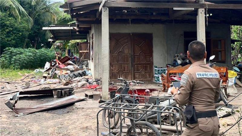 Schwere Kämpfe an Grenze zwischen Thailand und Kambodscha Kambodscha soll Artilleriegranaten auf ein Wohngebiet gefeuert haben.