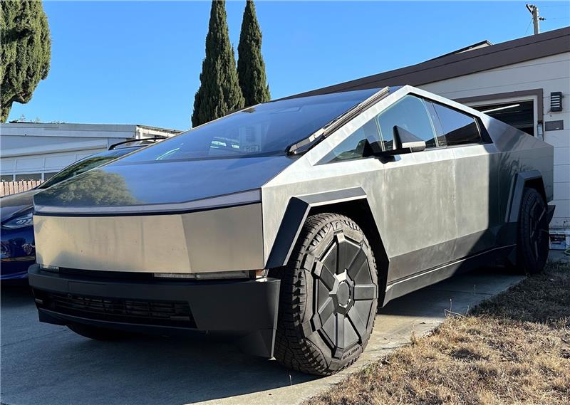 Tesla ruft „Cybertruck” wegen Problems bei Gaspedal zurück Kann in nur wenigen Sekunden eine Geschwindigkeit von 100 Kilometern pro Stunde erreichen: «Cybertruck» von Tesla.