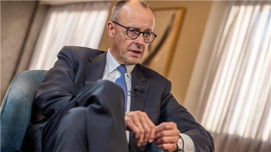 Kanzler Friedrich Merz (CDU) äußert sich nach dem G20-Gipfel im südafrikanischen Johannesburg in verschiedenen Interviews auch zu den Verhandlungen über den 28-Punkte-Plan der USA für einen Frieden in der Ukraine.