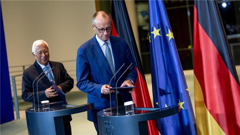 Russische Drohnen über Polen: Merz glaubt nicht an Versehen Kanzler Merz kommentiert das Eindringen russischer Drohnen in den polnischen Luftraum mit deutlichen Worten.