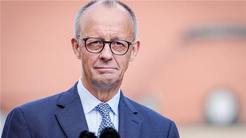 Kanzler Merz lädt zu einem Autogipfel.