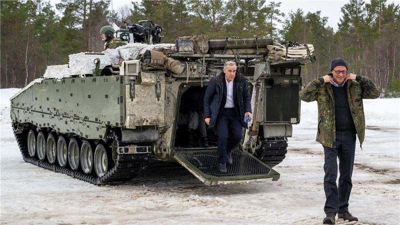 Kanzler Merz und Kanadas Premier gemeinsam bei der Übung „Cold Response“.