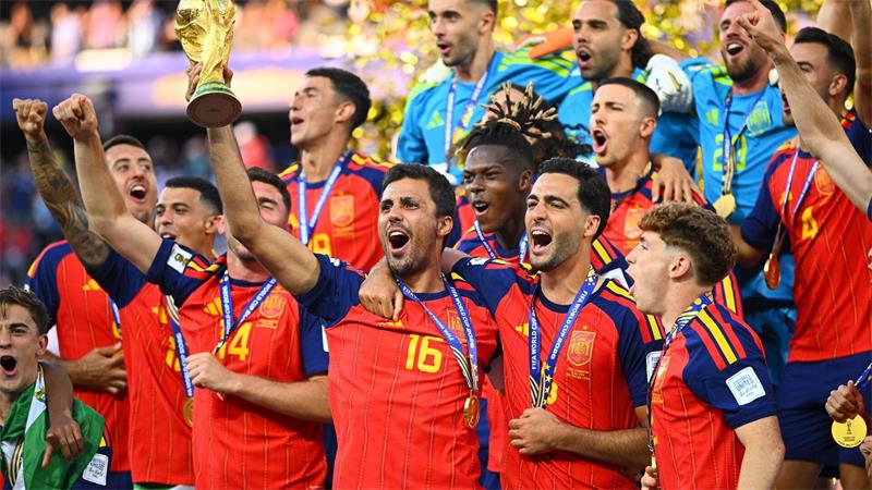 Kapitän Rodri und die Spanier sind Weltmeister.