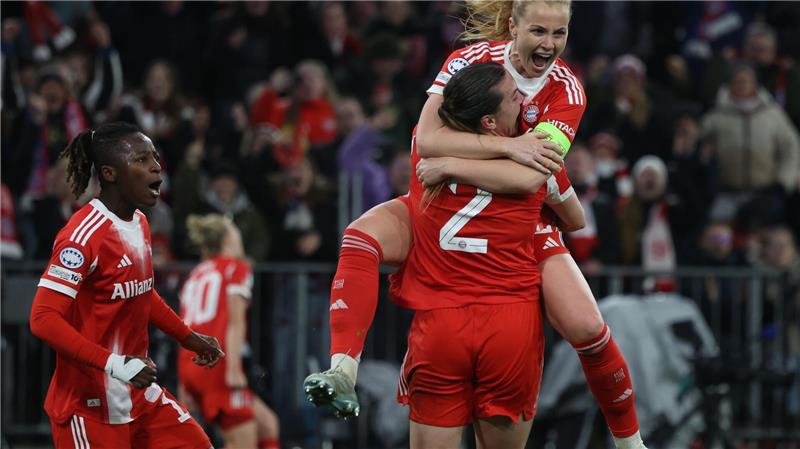 Kapitänin Glodis Viggosdottir treibt ihre Mannschaft an.