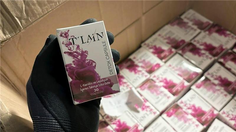 Kapseln mit gefährlichen Inhaltsstoffen hat der Zoll in Hamburg und Niedersachsen gefunden und sichergestellt.