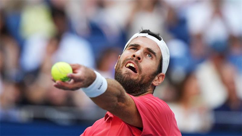 Zverev und der „amerikanische Traum“ - Finale gegen US-Star Karen Chatschanow muss sich wie im Olympia-Finale geschlagen geben.