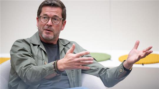 Karl-Theodor zu Guttenberg während eines Interviews. Demnächst ist er zu Gast in Goslar.