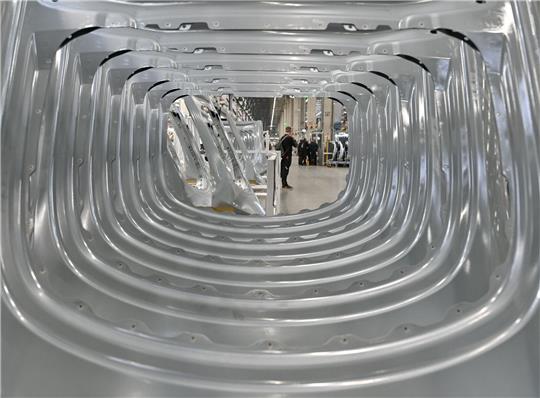 Karosserieteile aus Aluminium für das Elektrofahrzeug vom Typ Model Y.