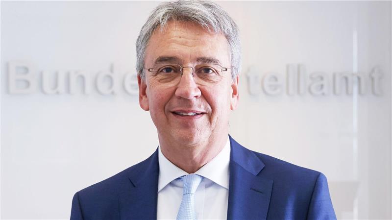 Kartellamtschef Andreas Mundt erwartet sinkende Spritpreise. (Archivbild) 