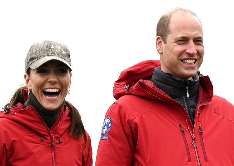Kate und William halten sich an ihrem Hochzeitstag in Wales auf.