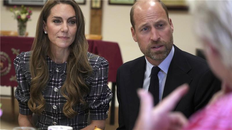 Britische Prinzen gedenken der Queen - aber getrennt Kate und William nahmen einen Termin in Sunningdale wahr - unweit von Schloss Windsor.