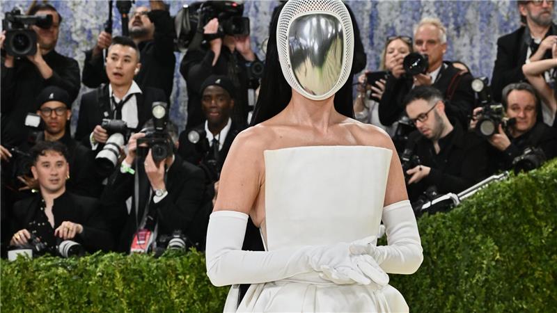 Katy Perry kommt zur Benefizgala des Metropolitan Museum of Art.