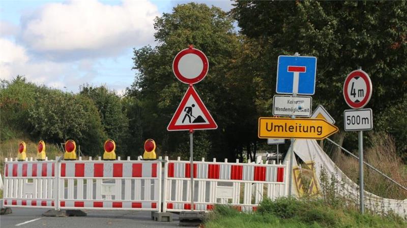 Kein Durchkommen! Die L 498 bei Ringelheim bleibt weiterhin gesperrt.