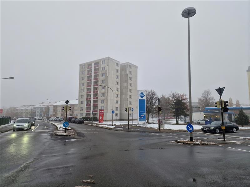 Kein Geld mehr: Der Rat kippt den im Mai 2019 beschlossenen Umbau der Kreuzung zwischen Robert-Koch- und Marienburger Straße zum Kreisel.  Archivfoto: Sowa