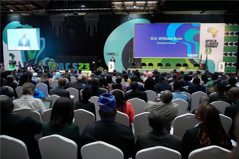 Klimagipfel: Afrika als „Schlüssel” für grüne Weltwirtschaft Kenias Präsident William Ruto will, dass Billionen US-Dollar auf dem Kontinent investiert werden.