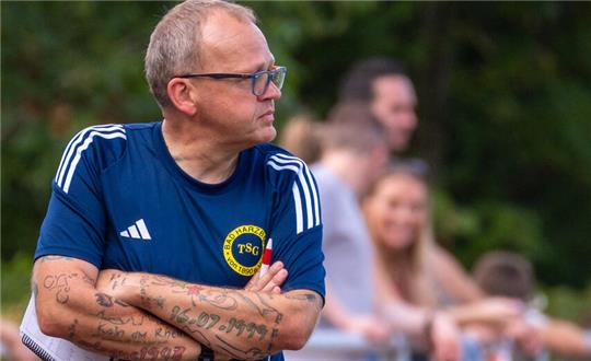 Kenneth Schuller bleibt auch in der Saison 25/26 Trainer des Fußball-Bezirksligisten TSG Bad Harzburg.