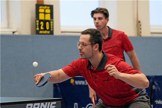Kevin Loges kommt für den MTV Othfresen zwar nur im Spiel bei Union Salzgitter III zum Einsatz, feiert dort aber mit 9:2 einen klaren Sieg. Der Verein ist auch gegen den SV Hahndorf mit 9:4 erfolgreich. Foto: Drechsler