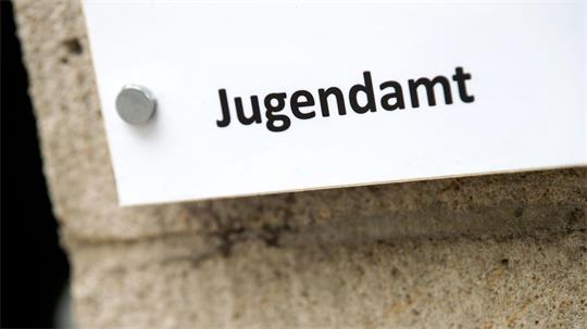 Kinder zwischen 9 und 13 Jahren wurden häufiger in Obhut genommen als ein Jahr zuvor. (Symbolbild)