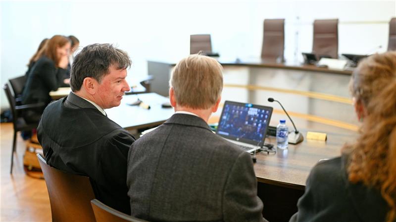 Kläger kritisieren ÖRR: Islam wird bevorzugt, Christentum lächerlich gemacht.