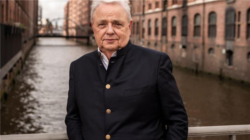 Eventim-Chef rechnet mit steigenden Konzertpreisen Klaus-Peter Schulenberg ist Chef des Ticketanbieters CTS Eventim