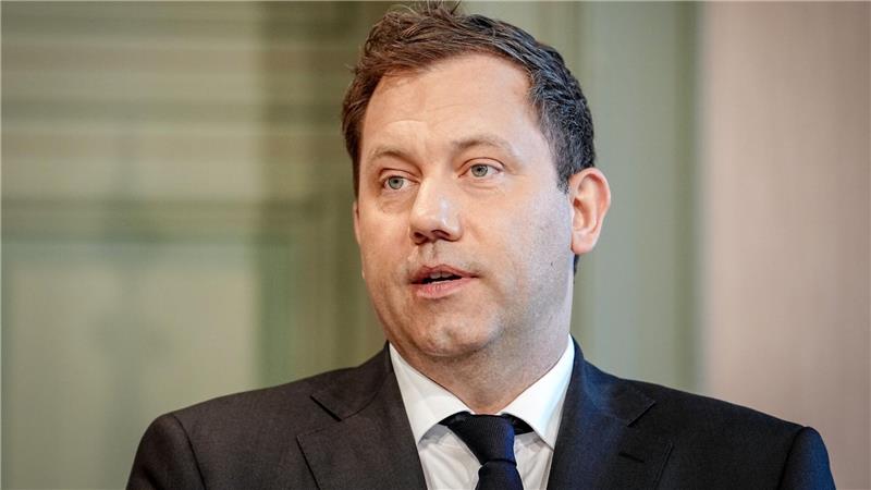 Klingbeil nimmt an dem internationalen Ministertreffen teil. (Archivbild)