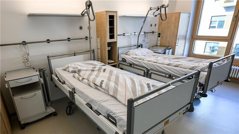 Klinikbehandlungen sind der größte Ausgabenblock. (Archivbild)