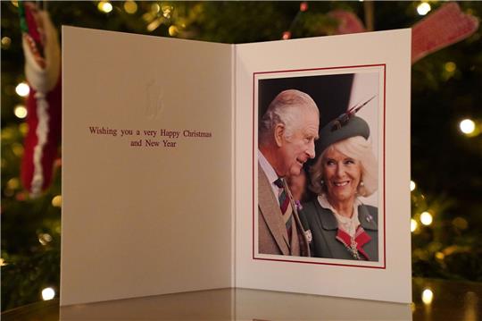 König Charles III. und Königsgemahlin Camilla feiern Weihnachten.