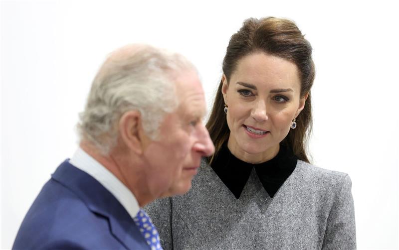 Krebs bei Royals: Öffentliches Reden hat Vorbildcharakter König Charles und Prinzessin Kate haben Krebs.