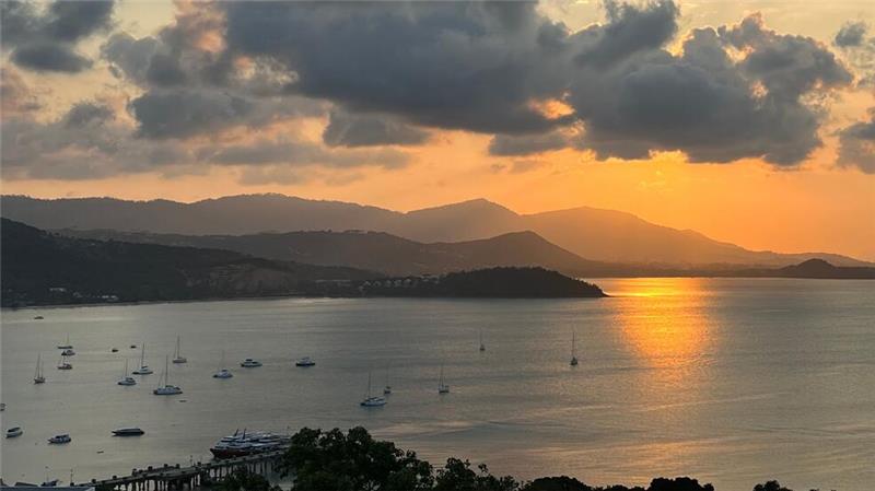 Koh Samui lockt mit herrlichen Buchten und spektakulären Sonnenuntergängen - hat aber wegen des Tourismus bereits jetzt viele Probleme. (Archivbild)