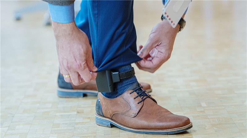 Kommt der Täter zu nah, sollen Opfer und Polizei einen Hinweis bekommen. (Symbolbild)