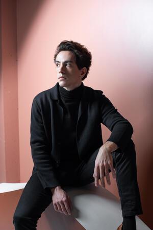 Konstantin Emelyanov gewinnt 2022 den Internationalen Deutschen Pianistenpreis.