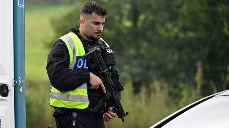 Deutschland weitet Kontrollen an Grenzen aus Kontrolliert wird je nach Sicherheitslage.