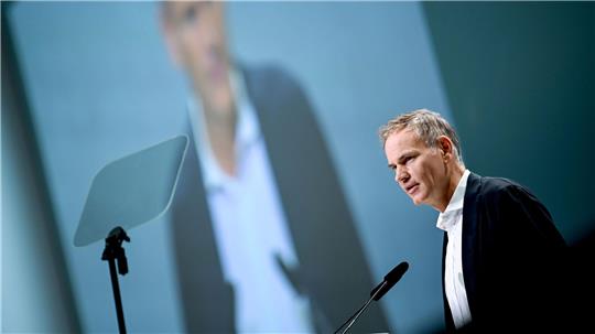 Konzernchef Oliver Blume hatte seine Aktionäre zuletzt 2023 in Präsenz empfangen. (Archivbild)