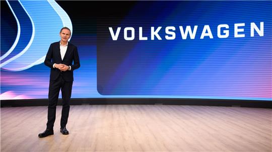 Konzernchef Oliver Blume will bis Ende des Jahres für VW ein neues Zukunftsbild 2030 vorlegen.